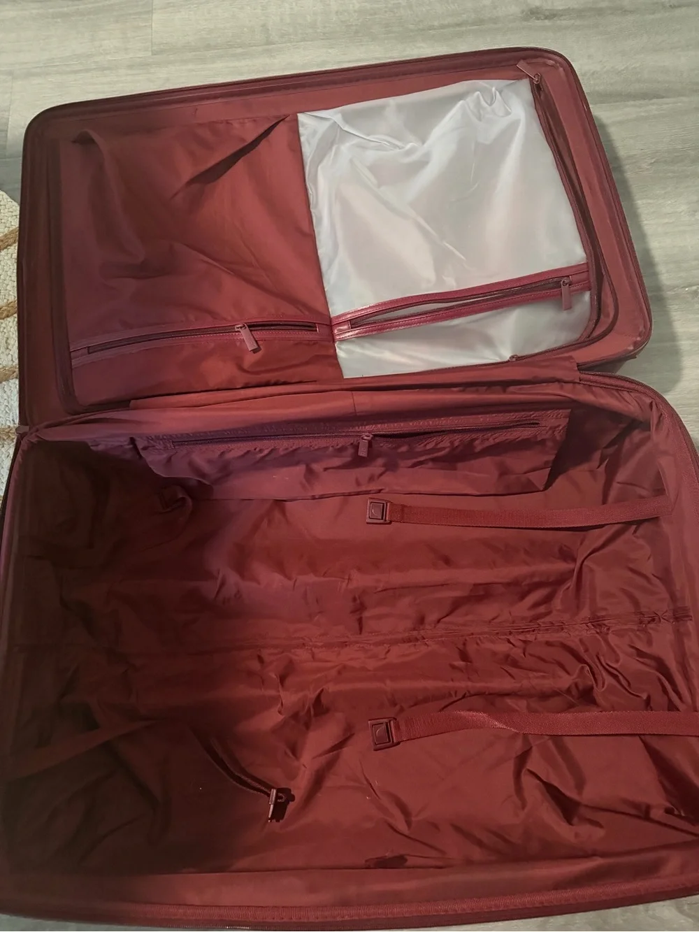 BEIS Maroon Hard-Shell Spinner Suitcase Large Check-In Roller